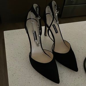 Nine West size 9 black heels